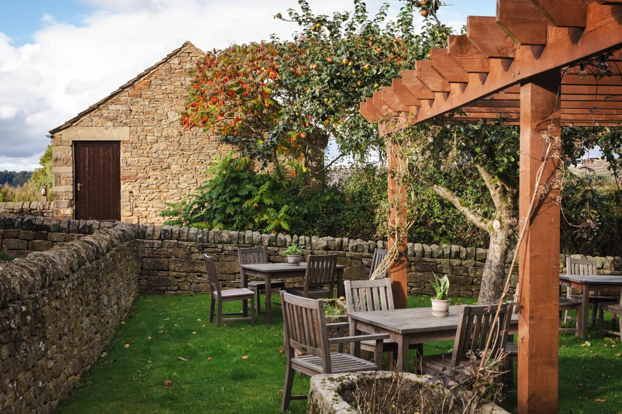 The Pilsley Inn - Chatsworth Baslow Exterior foto